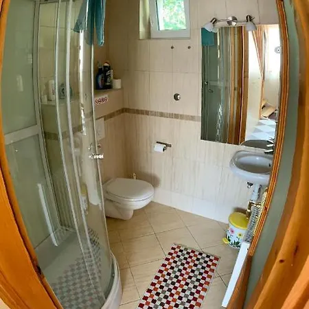Guest house Hollo Vendeghaz *