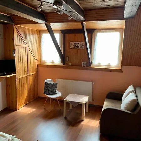 Hollo Vendeghaz Guest house